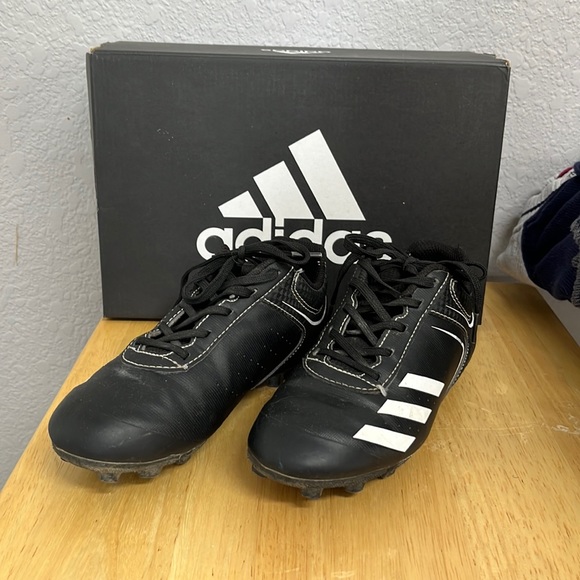 adidas Shoes Adidas Baseball Cleats Size Little Boy Poshmark